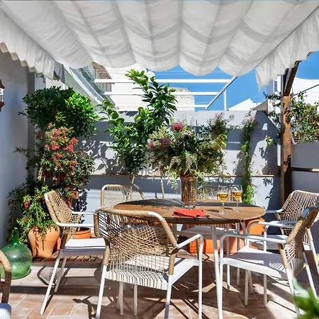 Magno Hernando Colon Luxury Duplex