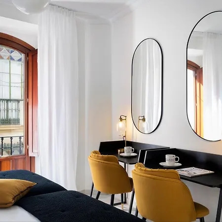 Magno Hernando Colon Luxury Duplex Apartment *