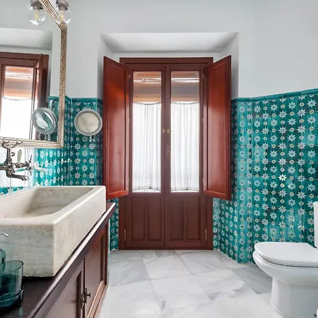 Magno Hernando Colon Luxury Duplex Seville
